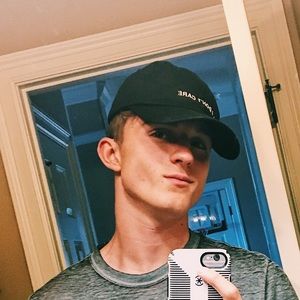 Meet your Posher, Evan